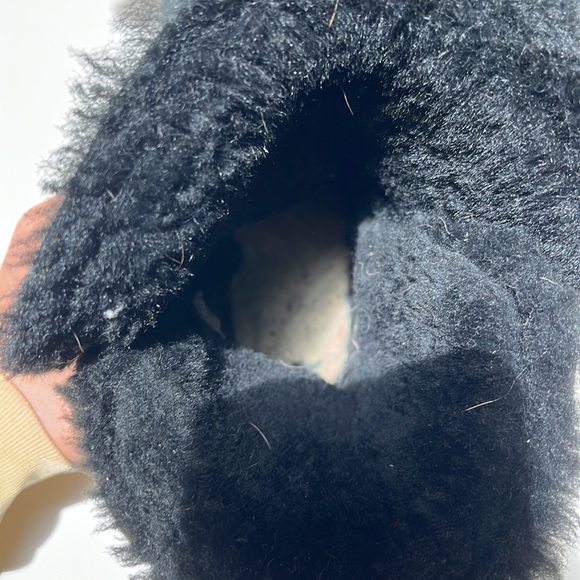 Black BearPaw Boots - Picture 4 of 4